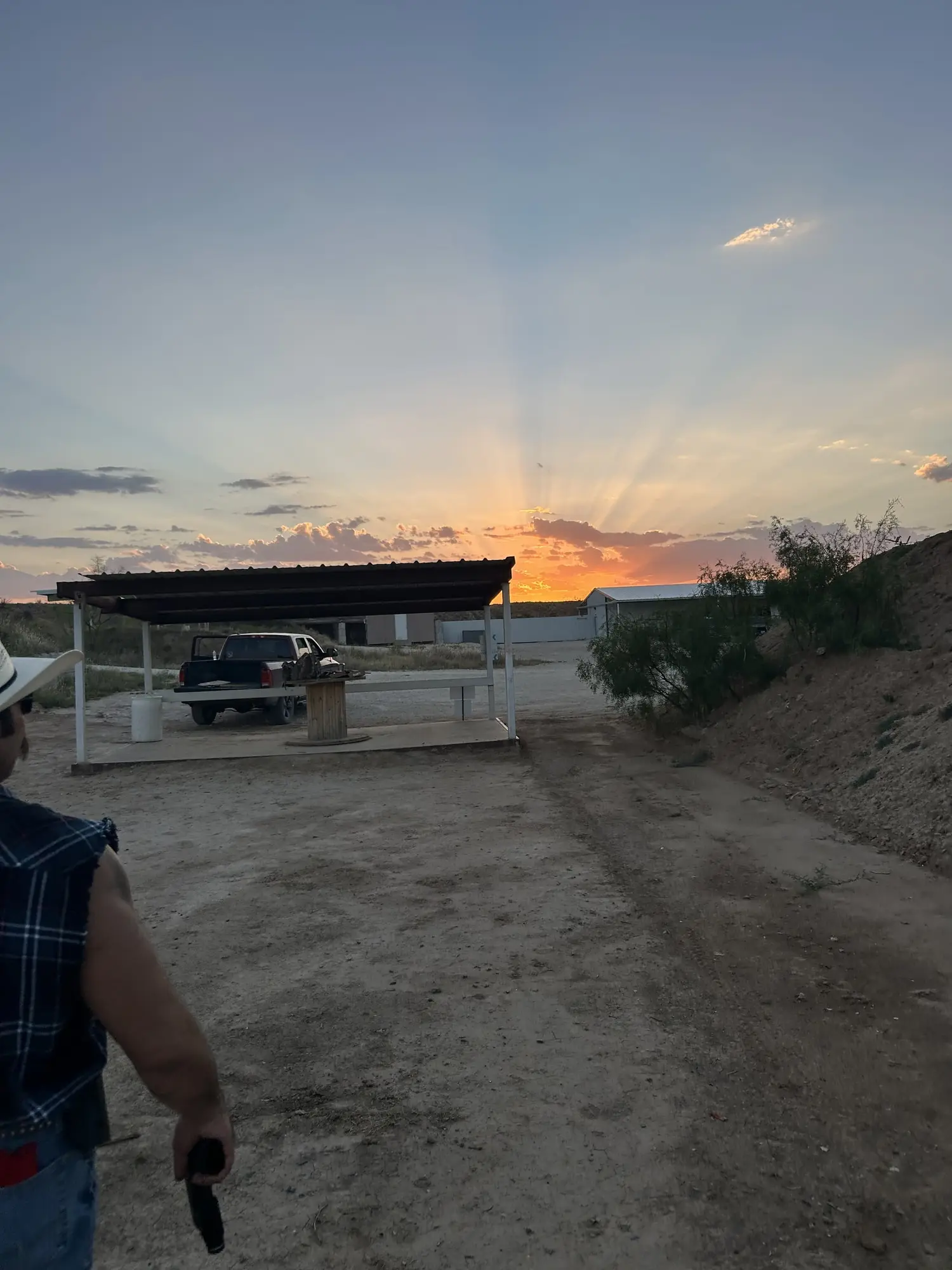 Il poligono al tramonto